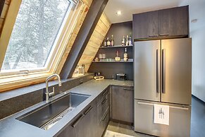 Stunning A-frame Cabin, Steps to Clark Fork River