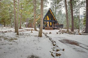 Stunning A-frame Cabin, Steps to Clark Fork River
