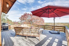 Lake Whitney Cabin w/ Hot Tub & Fire Pit!