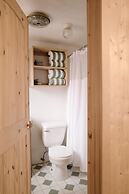 2402 - Oak Knoll #3 1 Bedroom Cabin by RedAwning