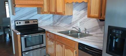 McAllen Majesty 4BR w Pool and Comfort