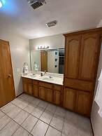 McAllen Majesty 4BR w Pool and Comfort