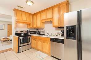 McAllen Majesty 4BR w Pool and Comfort