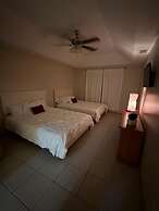 McAllen Majesty 4BR w Pool and Comfort