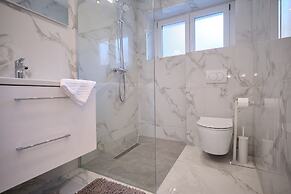 LaMer Luxury Suite by Litto