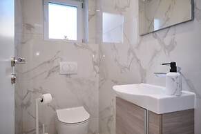 LaMer Luxury Suite by Litto