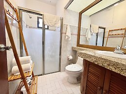 Flamingo Plus by Andiani Travel