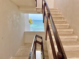 Flamingo Plus by Andiani Travel