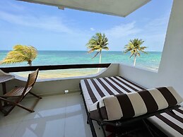 Flamingo Plus by Andiani Travel