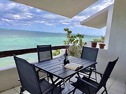 Flamingo Plus by Andiani Travel