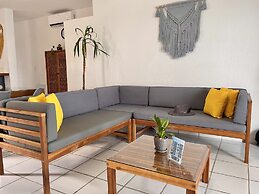 Flamingo Plus by Andiani Travel