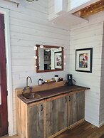 The Treetop Hideaways at Ruby Falls