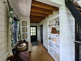 The Treetop Hideaways at Ruby Falls