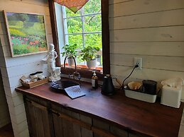 The Treetop Hideaways at Ruby Falls