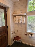 The Treetop Hideaways at Ruby Falls