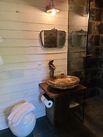 The Treetop Hideaways at Ruby Falls