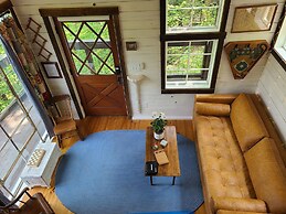 The Treetop Hideaways at Ruby Falls