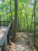 The Treetop Hideaways at Ruby Falls
