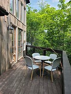 The Treetop Hideaways at Ruby Falls