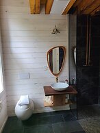 The Treetop Hideaways at Ruby Falls