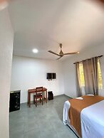 E-Town City Guest House