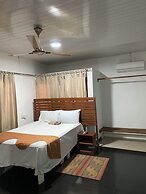 E-Town City Guest House