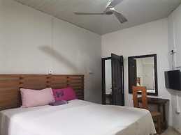 E-Town City Guest House