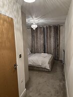 Inviting 2 Bedroom Apartment in Maidenhead