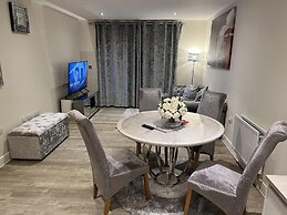 Inviting 2 Bedroom Apartment in Maidenhead