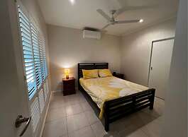 Entire holiday home in Cable Beach