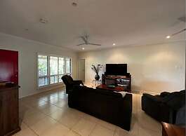 Entire holiday home in Cable Beach