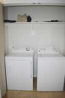 2BD 2BT Apt Near University