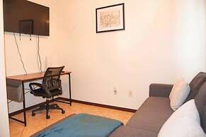 3BD 2BT Town Suite Minutes Away Medical Center