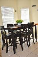 Beautiful House With Pool