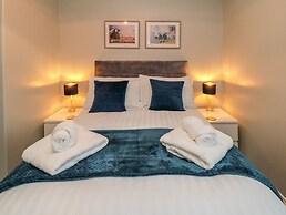 25 Victoria Park Avenue