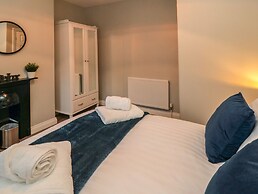 25 Victoria Park Avenue