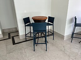 34 Riviera: M4 Giardino 44A, frente Praia, 4Dorms, 3Banh, 2Gar, Varand