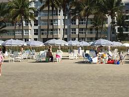 34 Riviera: M4 Giardino 44A, frente Praia, 4Dorms, 3Banh, 2Gar, Varand