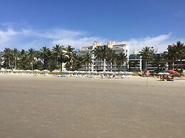 34 Riviera: M4 Giardino 44A, frente Praia, 4Dorms, 3Banh, 2Gar, Varand