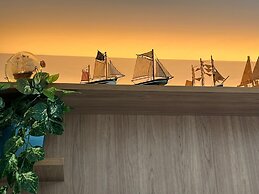 34 Riviera: M4 Giardino 44A, frente Praia, 4Dorms, 3Banh, 2Gar, Varand