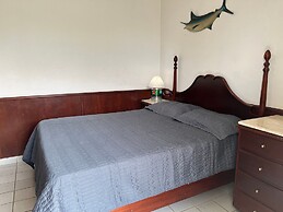 34 Riviera: M4 Giardino 44A, frente Praia, 4Dorms, 3Banh, 2Gar, Varand