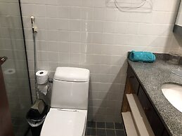 34 Riviera: M4 Giardino 44A, frente Praia, 4Dorms, 3Banh, 2Gar, Varand