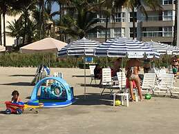 34 Riviera: M4 Giardino 44A, frente Praia, 4Dorms, 3Banh, 2Gar, Varand