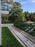 34 Riviera: M4 Giardino 44A, frente Praia, 4Dorms, 3Banh, 2Gar, Varand