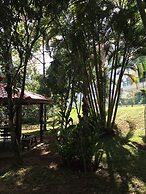 34 Riviera: M4 Giardino 44A, frente Praia, 4Dorms, 3Banh, 2Gar, Varand