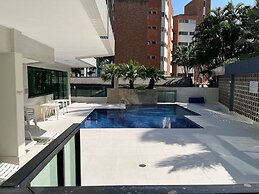34 Riviera: M4 Giardino 44A, frente Praia, 4Dorms, 3Banh, 2Gar, Varand