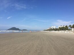 34 Riviera: M4 Giardino 44A, frente Praia, 4Dorms, 3Banh, 2Gar, Varand