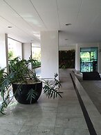 34 Riviera: M4 Giardino 44A, frente Praia, 4Dorms, 3Banh, 2Gar, Varand