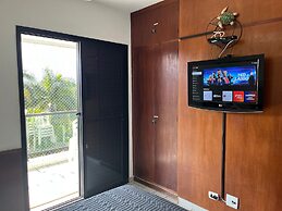 34 Riviera: M4 Giardino 44A, frente Praia, 4Dorms, 3Banh, 2Gar, Varand