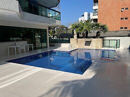 34 Riviera: M4 Giardino 44A, frente Praia, 4Dorms, 3Banh, 2Gar, Varand